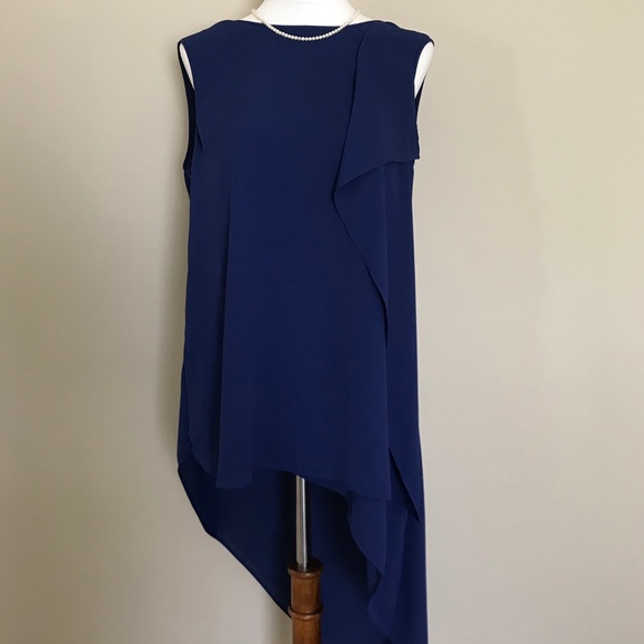 BCBG | MAXAZRIA sleeveless asymmetric blouse. - Picture 5 of 7